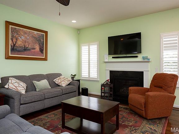 3rd image of 10940 Clydesdale Manors Ct