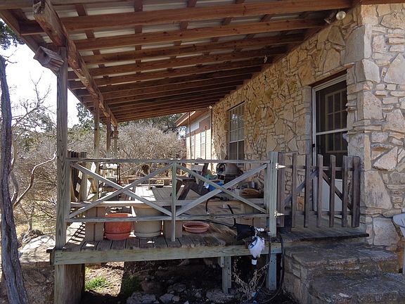 4th image of 115 Honeycomb Ln