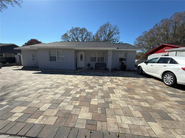 911 Maydell Dr, Tampa, FL 33619
