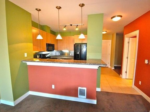2nd image of 3217 Eastlake Ave E. Apt 410