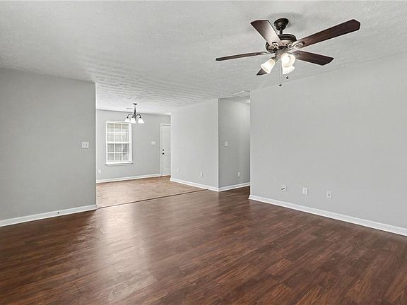 5th image of 2329 Glebe Ct