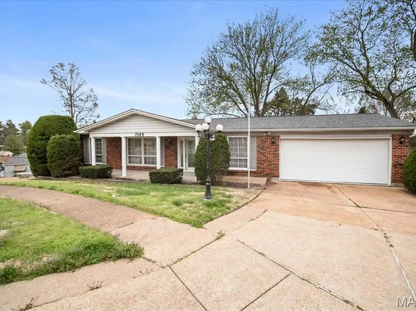 7148 Hollymont Dr, Saint Louis, MO 63123