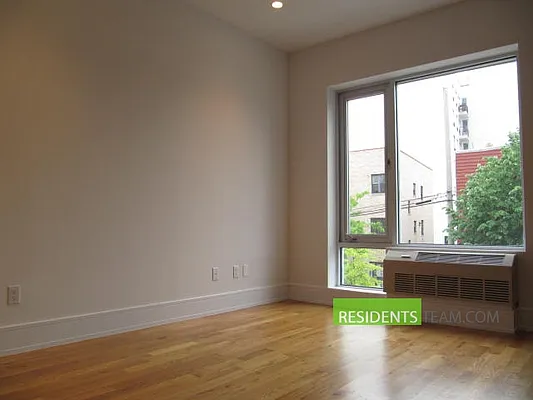 Rented by Residents Team | media 16