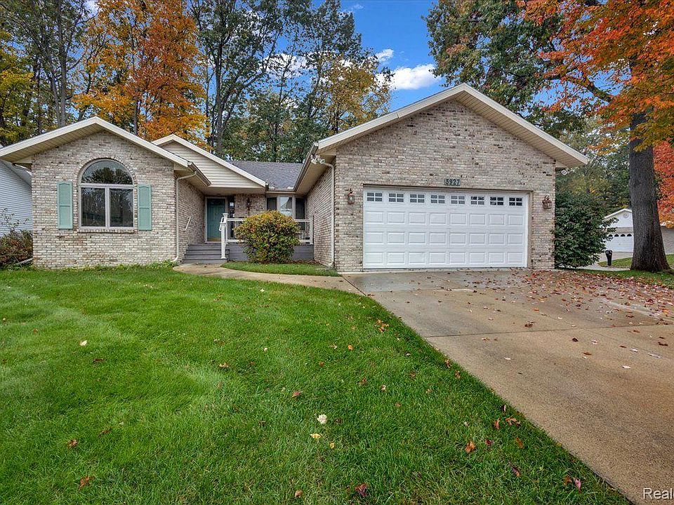 1st image of 3927 Oak Hills Cir