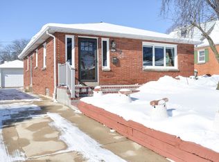 4429 S Taylor Ave, Milwaukee, WI 53207