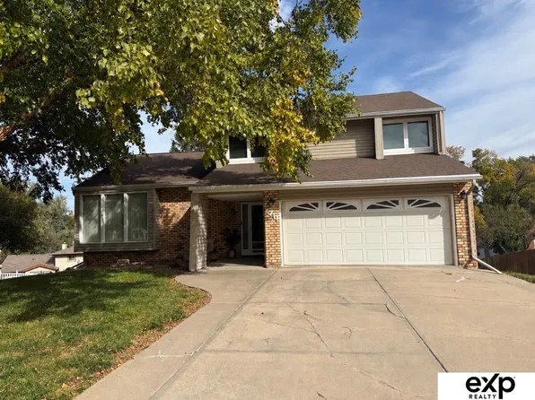 6711 S 148th Cir, Omaha, NE 68137