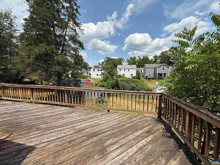 913 Druid Ave — Photo 11