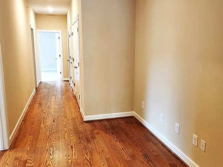 605 Commonwealth Dr — Photo 9
