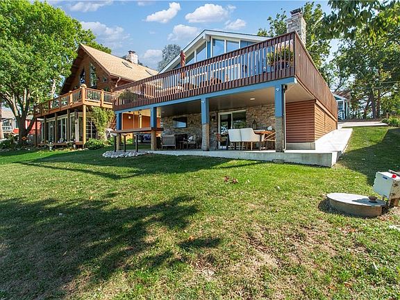 5th image of 78 Beach Dr