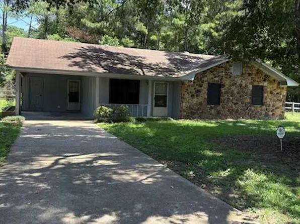 169 Sunny Ln, Columbus, MS 39705