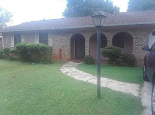 4075 Emerald Lake Dr, Decatur, GA 30035