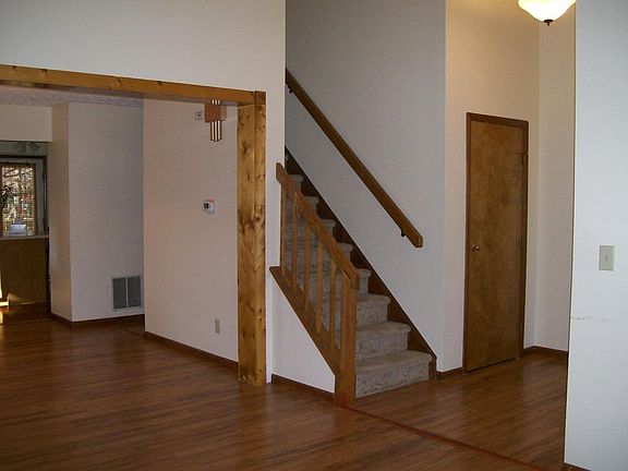 4th image of 7649 Stanwick Ct