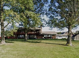 7853 W Kirsch Rd, Troy, IL 62294