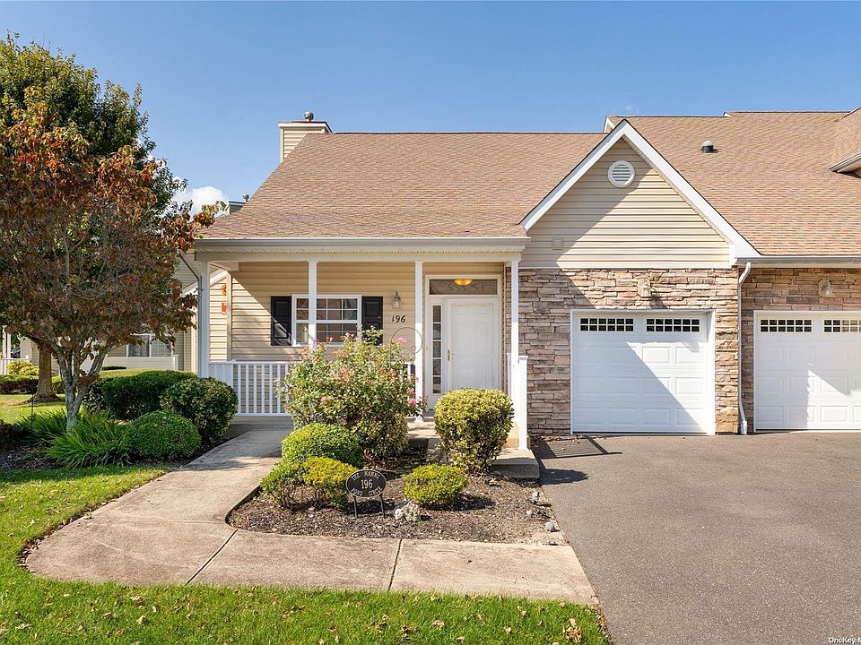 1st image of 196 Pond Circle #196