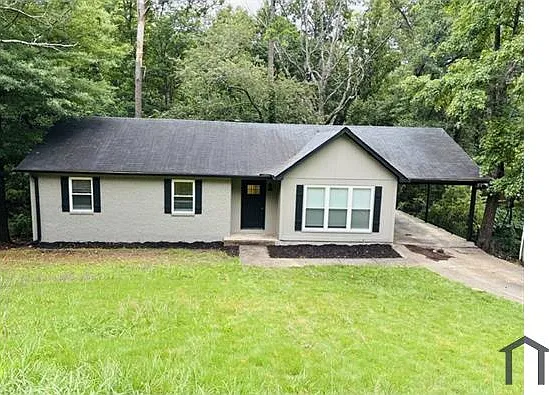 1033 Medina Dr — Photo 1