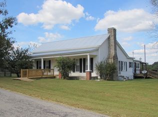 267 Rockhouse Rd, Linden, TN 37096