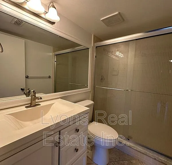4701 Lakeside Club Blvd #10 — Photo 8