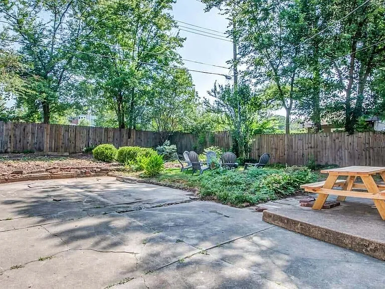 2385 Parkway Pl — Photo 10
