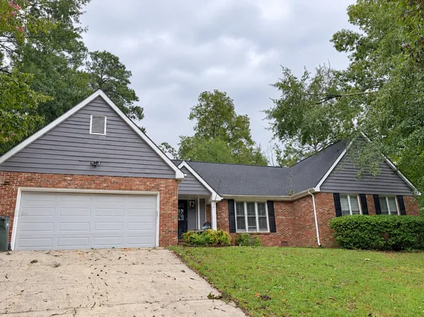 239 Waxhaw Dr, Fayetteville, NC 28314