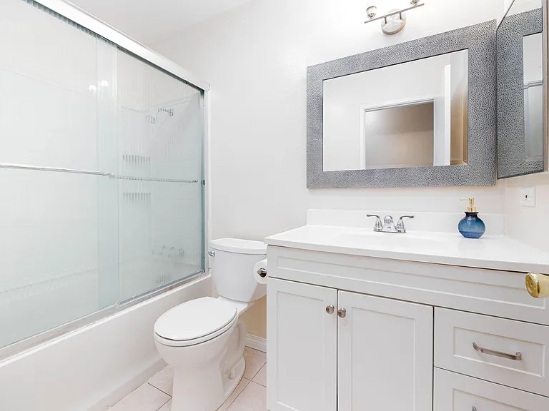 10536 Greenford Dr — Photo 14