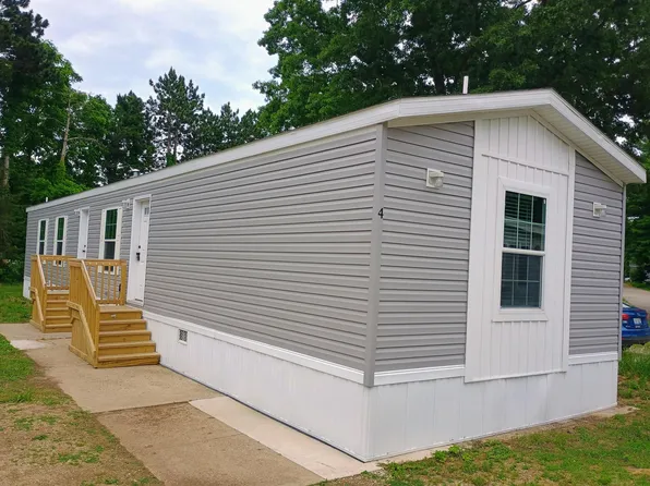 770 129th Ave #4, Shelbyville, MI 49344