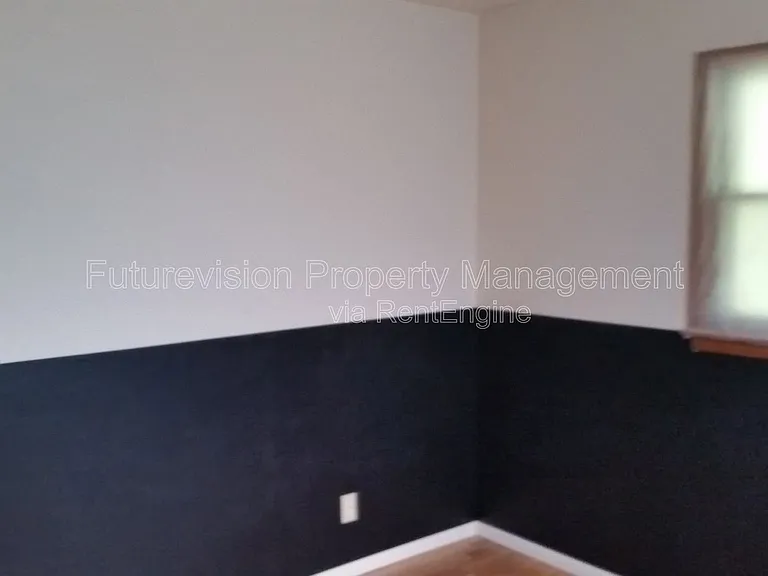 3710 Kovarik Ln — Photo 19
