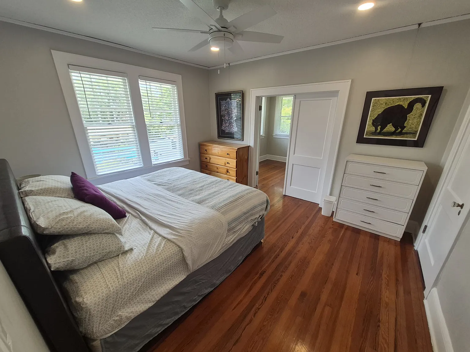 3 bed, 1984 sqft, $3,000 — Photo 4