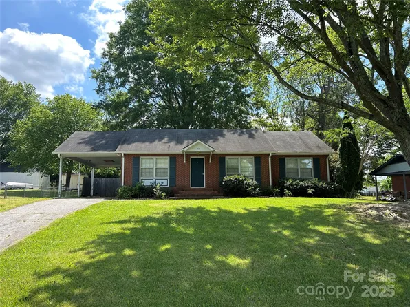 235 Cherokee Ln, Salisbury, NC 28147
