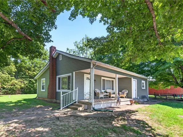 1692 Funderburg Rd, New Carlisle, OH 45344