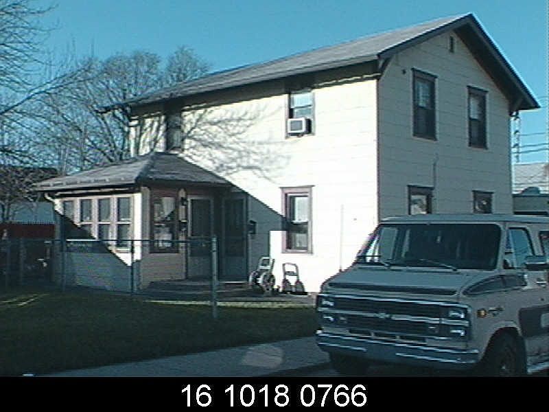1st image of 221 S Taylor St