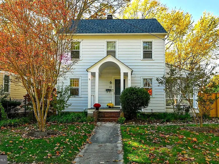 222 Mount Vernon Ave — Photo 1