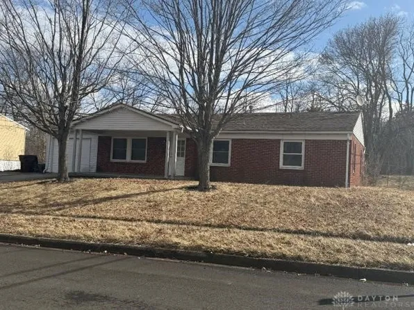 18 Patrick St, Dayton, OH 45426