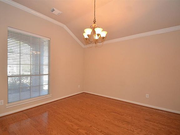 5th image of 24607 Hampton Lakes Dr
