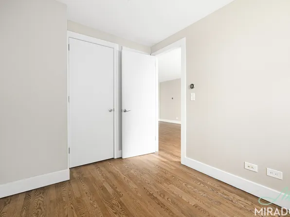 330 East 39th Street image 13 of 21