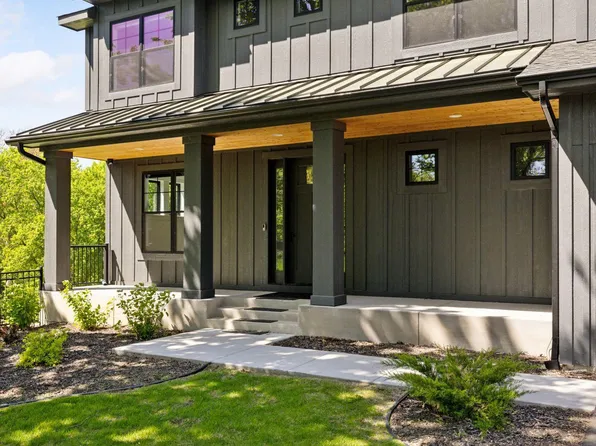 14914 Highwood Dr, Minnetonka, MN 55345