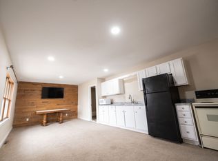 213 Neosho St #B, Hartford, KS 66854