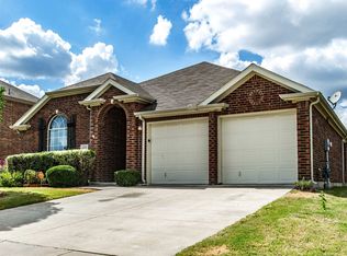 1029 Abigail Dr, Arlington, TX 76002