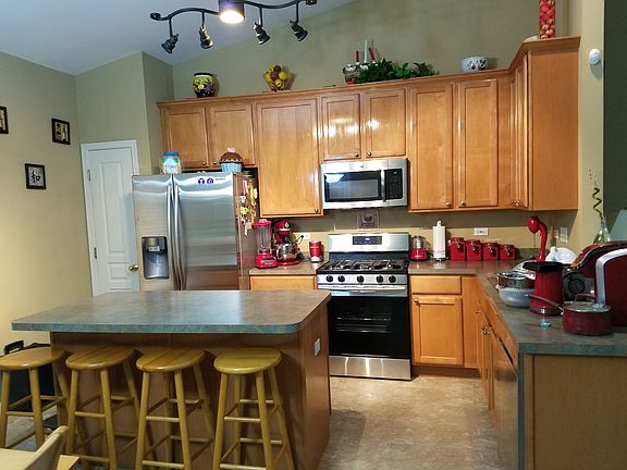 4th image of 25125 W Gates Ln