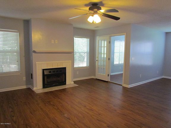 4th image of 2814 Mulberry Lane #C