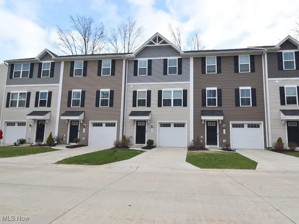 762 Pine Spring Dr, Painesville, OH 44077