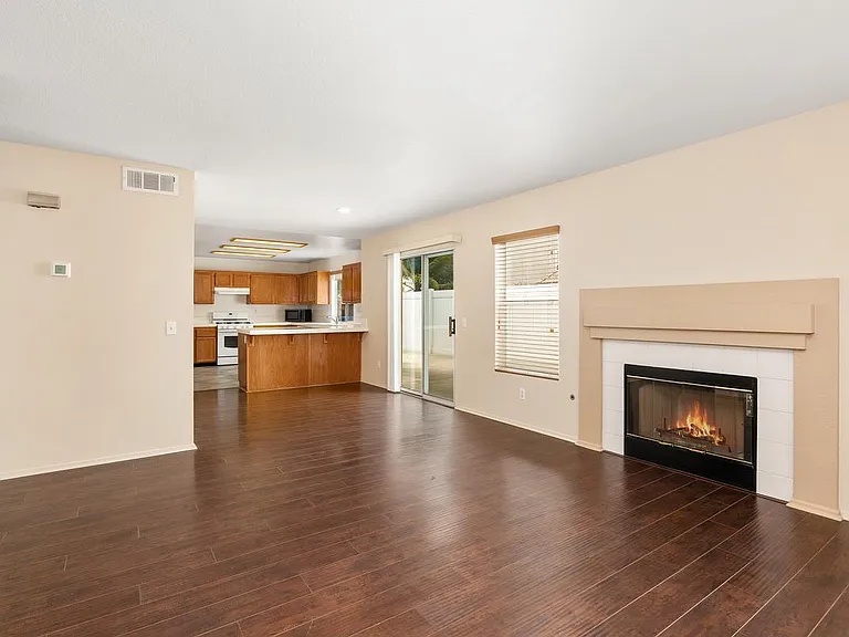 16474 Denhaven Ct — Photo 8