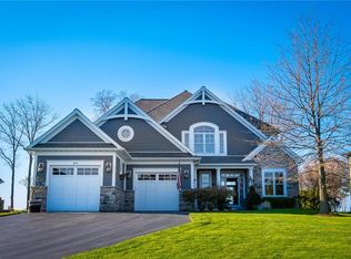 379 Coastal View Dr, Webster, NY 14580
