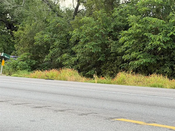 239 State Highway 21 Hwy W, Cedar Creek, TX 78612