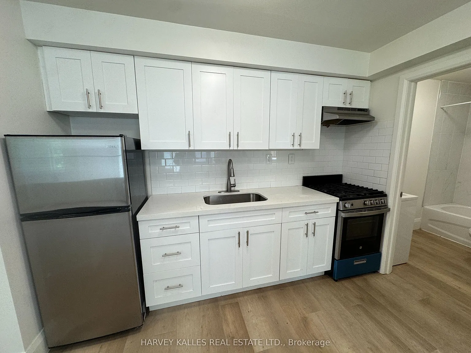 2 bed, $2,599 — Photo 4