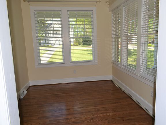 Office/Sitting/Music Room 