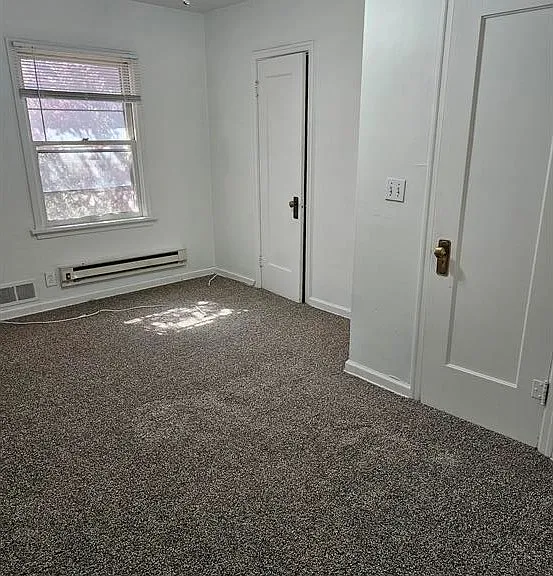 Apartments available in a highly desirable University District location! — Photo 26