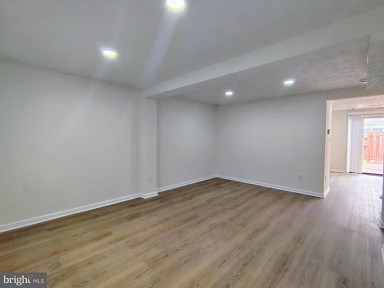 19443 Breezedale Ln — Photo 10