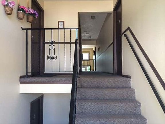 4th image of 420 S 14th St