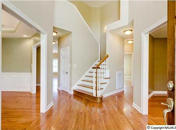 2nd image of 2871 Hampton Cove Way SE