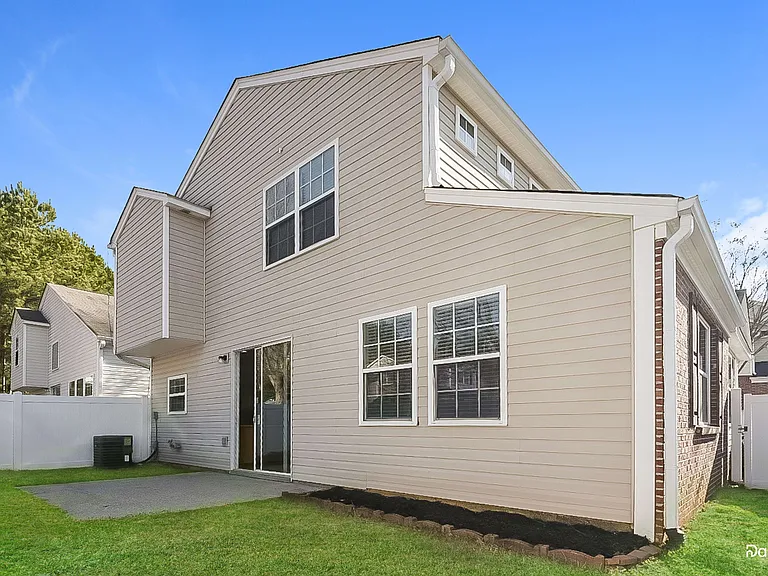 328 Hiawassee Dr — Photo 15